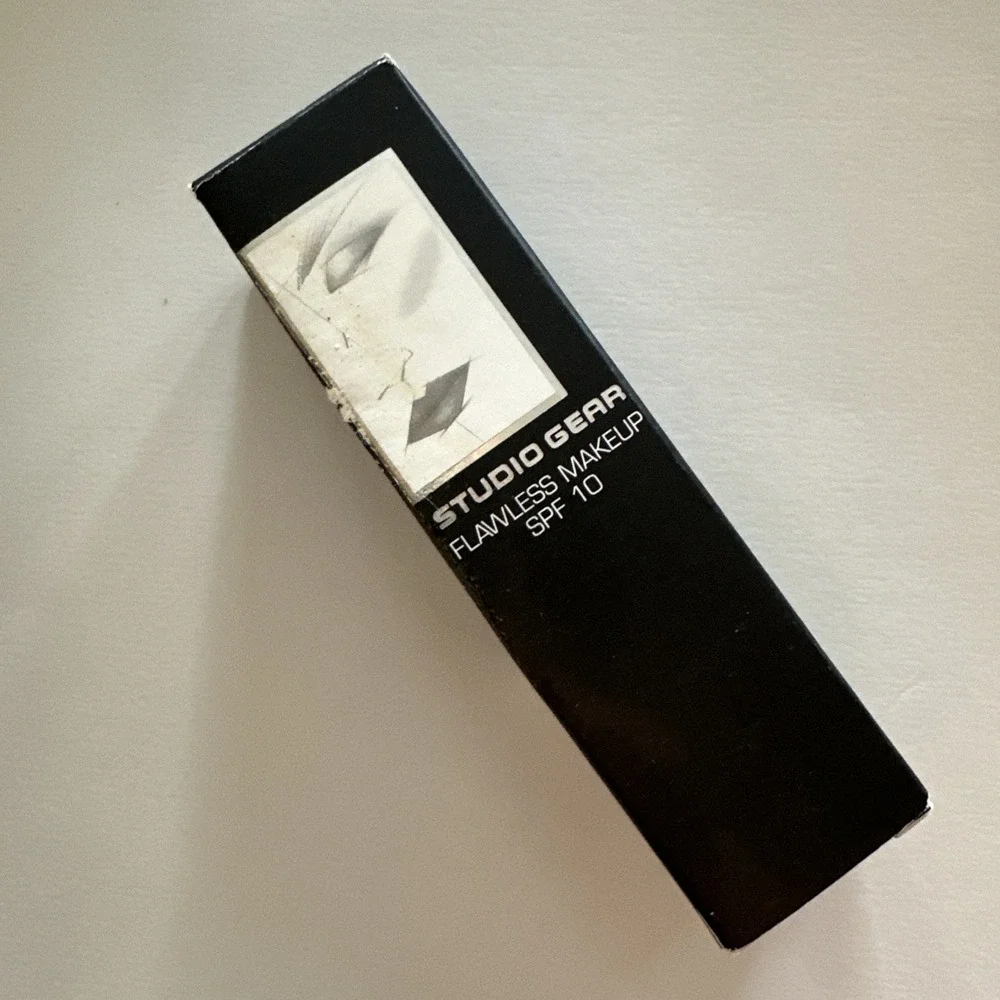 Studio Gear Flawless Makeup‎ SPF 10 Foundation Creme Beige 1 oz NOS